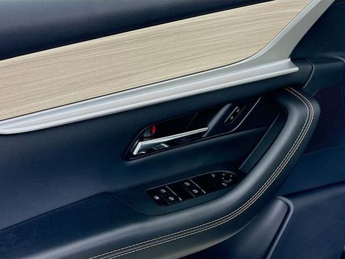 New 2025 MAZDA CX-90 Plug-In Hybrid w/ Preferred image 17