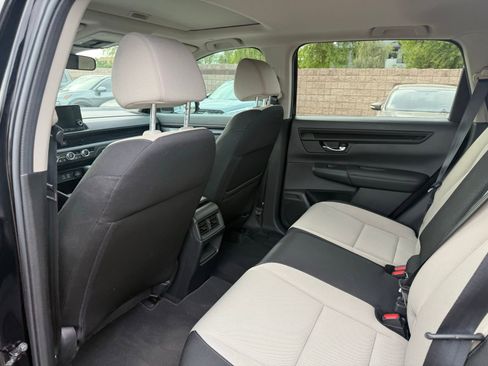 Used 2023 Honda CR-V EX image 11