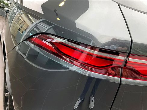 Used 2025 Jaguar F-PACE R-Dynamic S image 27