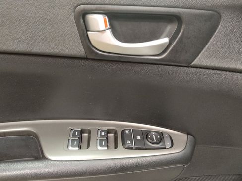 Used 2019 Kia Optima LX w/ LX Premium Package image 27