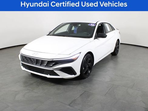 Certified 2026 Hyundai Elantra SEL FWD image 2