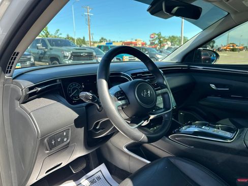 Used 2022 Hyundai Tucson Limited AWD/4WD image 14