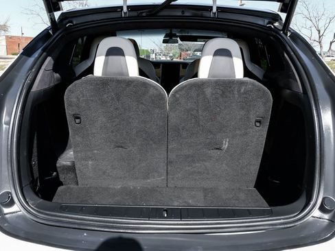 Used 2021 Tesla Model X Long Range image 58