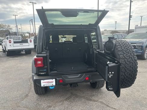 Used 2022 Jeep Wrangler Unlimited Rubicon 4xe w/ Cold Weather Group image 27