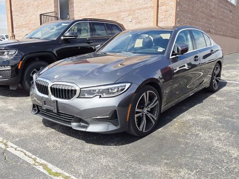 Used 2020 BMW 330i xDrive 330i xDrive w/ Convenience Package image 4