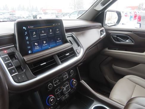 Used 2022 Chevrolet Tahoe LT w/ Luxury Package AWD/4WD image 39