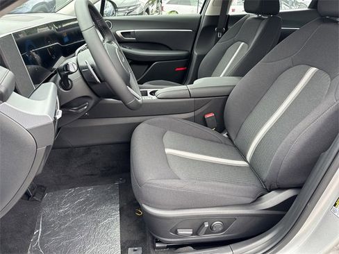 New 2025 Hyundai Sonata SEL image 9