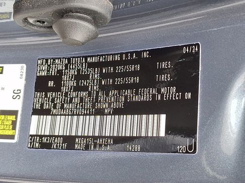 Used 2024 Toyota Corolla Cross XLE w/ Convenience Package AWD/4WD image 26