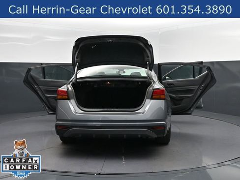 Used 2024 Nissan Altima 2.5 SV FWD image 52