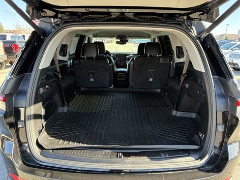 Used 2021 Jeep Grand Cherokee L Limited w/ MOPAR Finishing Package image 14