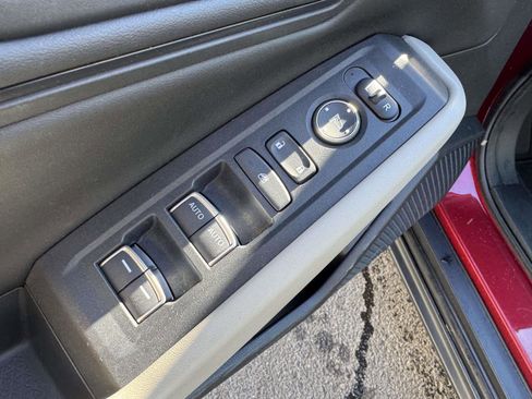 Used 2023 Honda Accord EX image 17