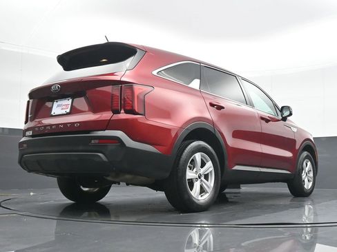 Used 2021 Kia Sorento LX image 20