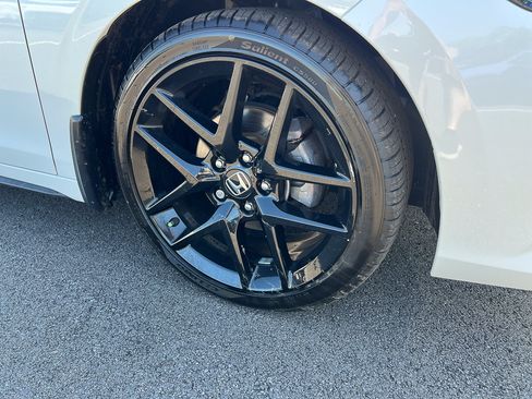 Used 2022 Honda Civic Sport image 9