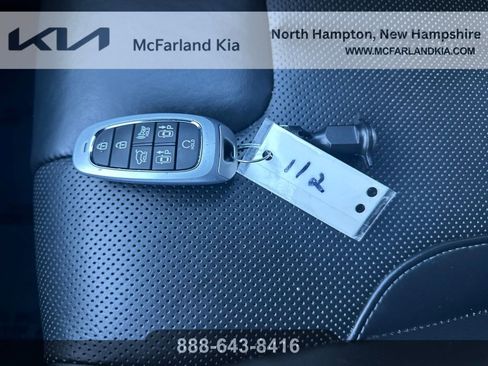 Used 2022 Hyundai Santa Fe Calligraphy image 32