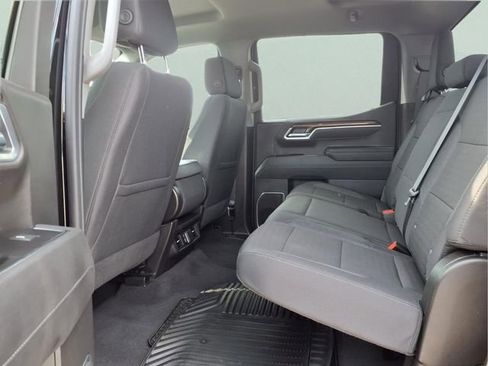 Used 2026 Chevrolet Silverado 1500 LT AWD/4WD image 22
