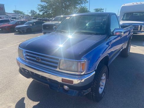 Used 1994 Toyota T100 DX AWD/4WD image 2
