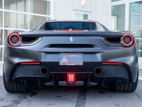 Used 2018 Ferrari 488 Spider RWD image 15