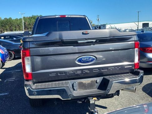 Used 2017 Ford F250 Lariat w/ Chrome Package image 3