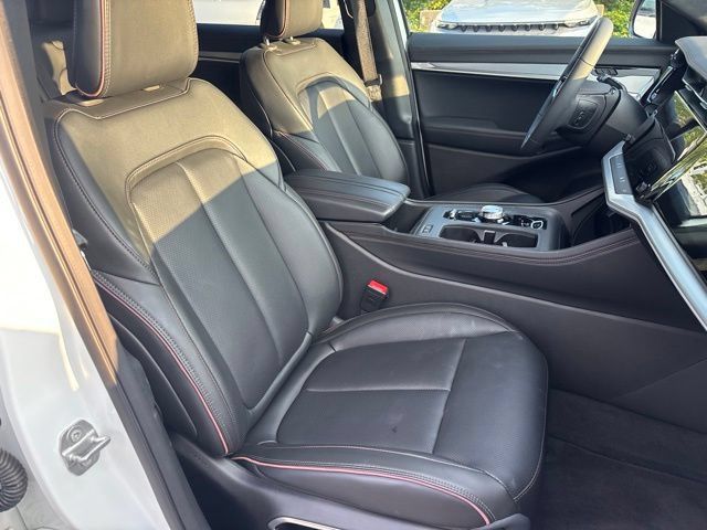 Used 2024 Jeep Wagoneer Launch Edition AWD/4WD image 20