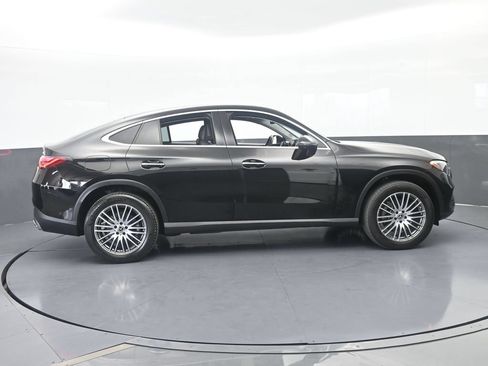 Used 2025 Mercedes-Benz GLC 300 4MATIC image 7
