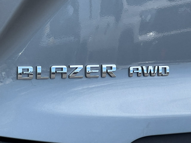 New 2026 Chevrolet Blazer LT AWD/4WD image 3
