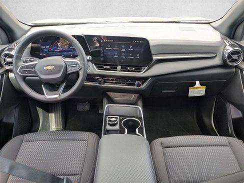 New 2026 Chevrolet Equinox LT w/ Safety and Technology Package image 13