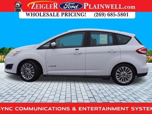 Used 2017 Ford C-MAX SE image 2