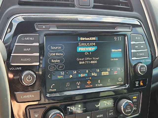 Used 2023 Nissan Maxima SR w/ Sport Mat Group FWD image 18