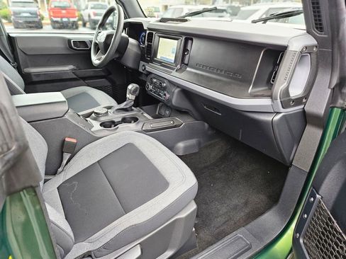 Used 2023 Ford Bronco 4-Door AWD/4WD image 10