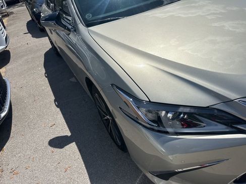 Used 2024 Lexus ES 350 w/ Premium Package image 13