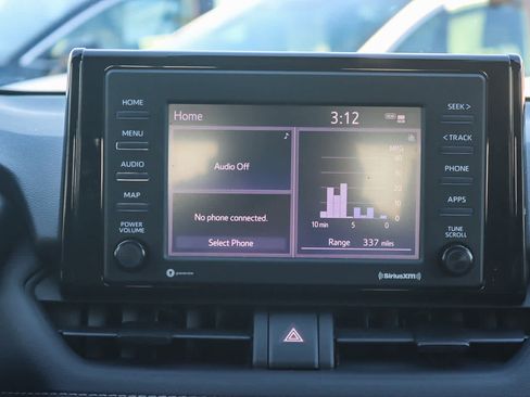 Used 2020 Toyota RAV4 XLE image 13