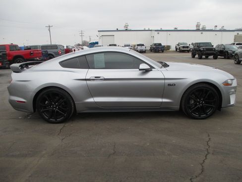 Used 2021 Ford Mustang GT Premium w/ Equipment Group 401A image 4
