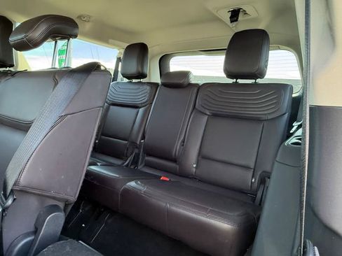 Certified 2025 Ford Expedition Max Platinum w/ Platinum Ultimate Package image 10