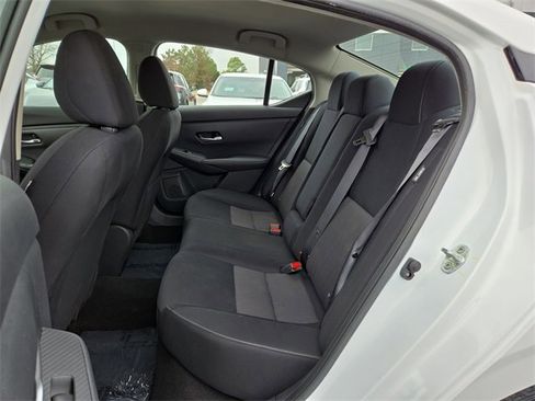 Used 2022 Nissan Sentra SV w/ Trunk Package image 17