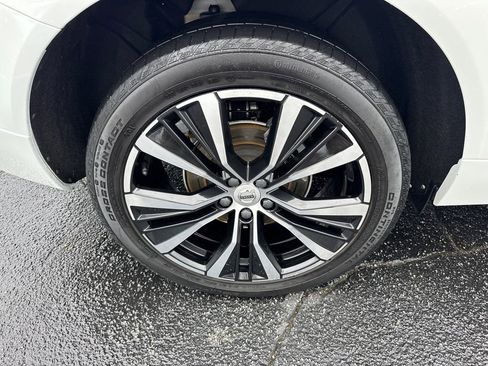 Used 2023 Volvo XC60 B5 Plus w/ Climate Package image 18