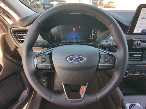 Used 2023 Ford Escape Active image 25