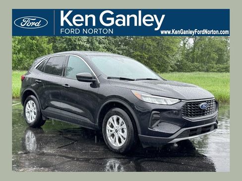 Used 2023 Ford Escape Active AWD/4WD image 1