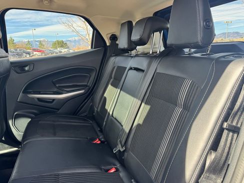 Used 2021 Ford EcoSport SES image 8