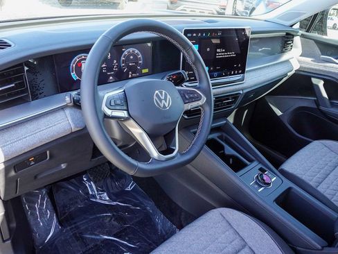 New 2025 Volkswagen Tiguan S image 11