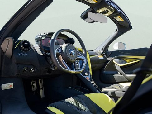 New 2025 McLaren 750S Spider image 54