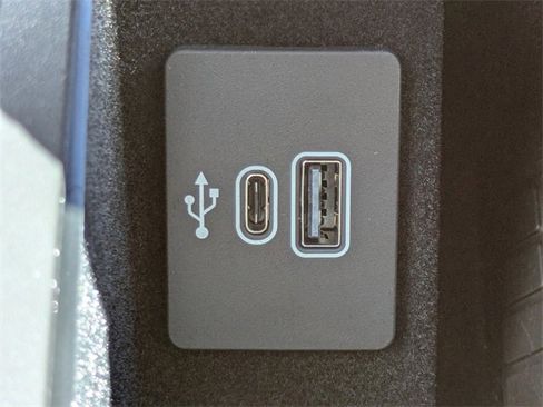 New 2025 Lincoln Navigator Black Label image 23