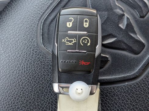 Used 2020 RAM 3500 Laramie image 34