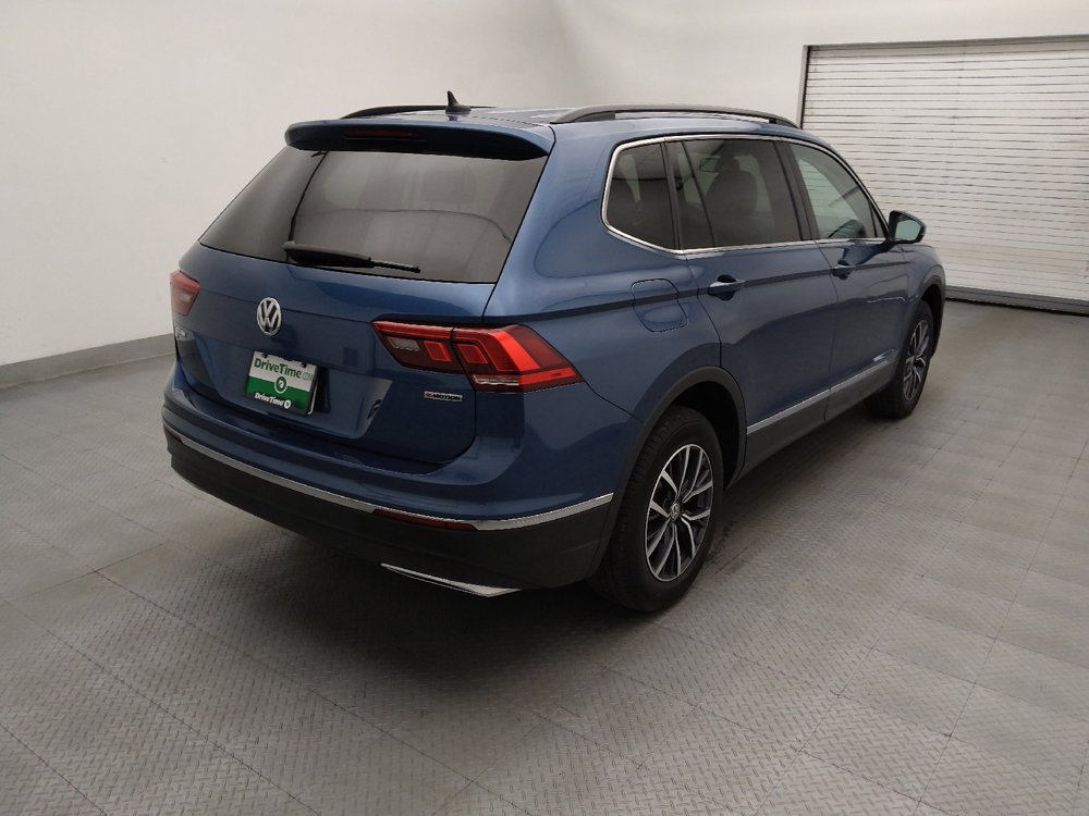 Used 2020 Volkswagen Tiguan SE w/ 3rd Row Seat Package AWD/4WD image 9