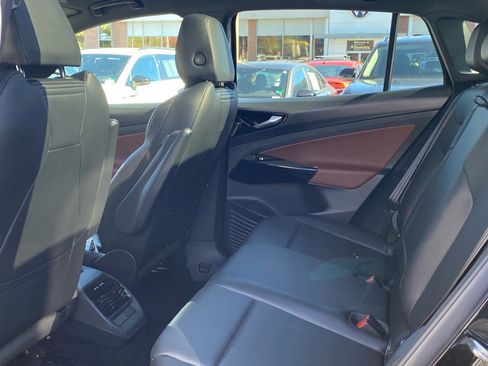 Used 2021 Volkswagen ID.4 Pro S w/ Gradient Package image 19