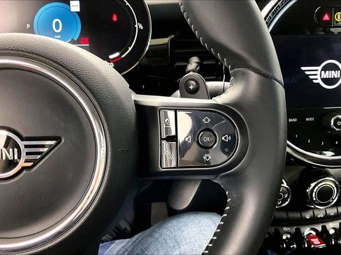 Used 2022 MINI Cooper S image 22