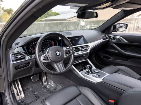 Used 2022 BMW M440i Coupe w/ Shadowloine Package RWD image 4