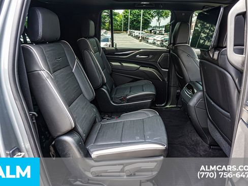 Used 2023 Cadillac Escalade ESV Sport RWD image 26
