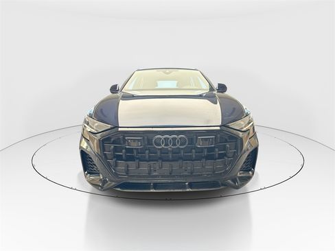New 2025 Audi Q8 Premium image 3