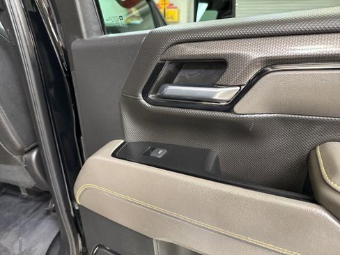 Used 2024 Chevrolet Silverado 2500 ZR2 w/ Technology Package image 72