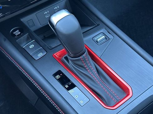 New 2026 Nissan Kicks SR w/ Cold Weather Package image 19